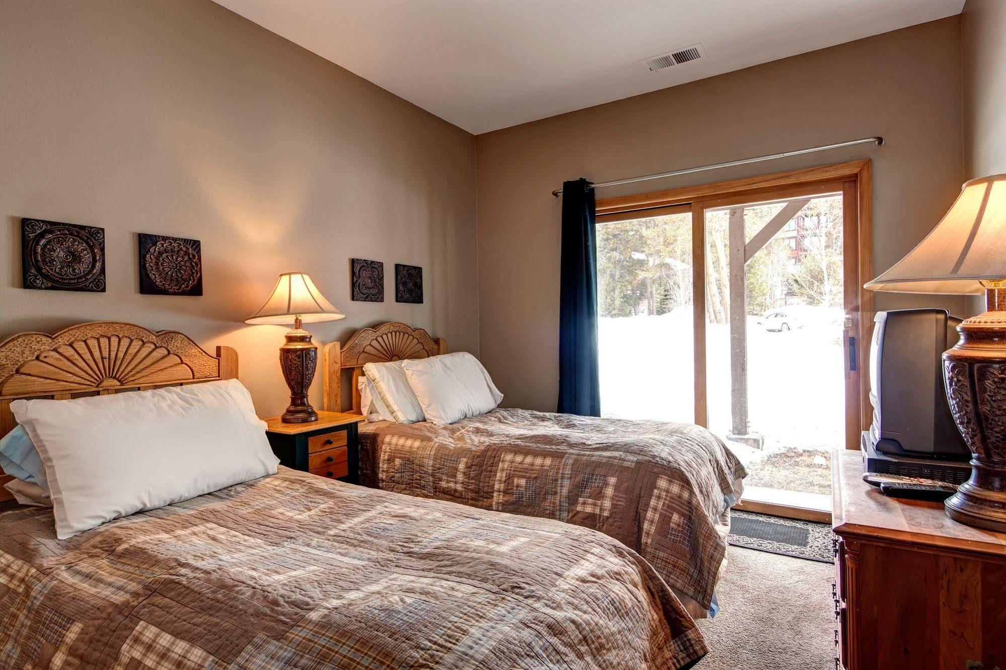 One Breckenridge Place Townhomes מראה חיצוני תמונה
