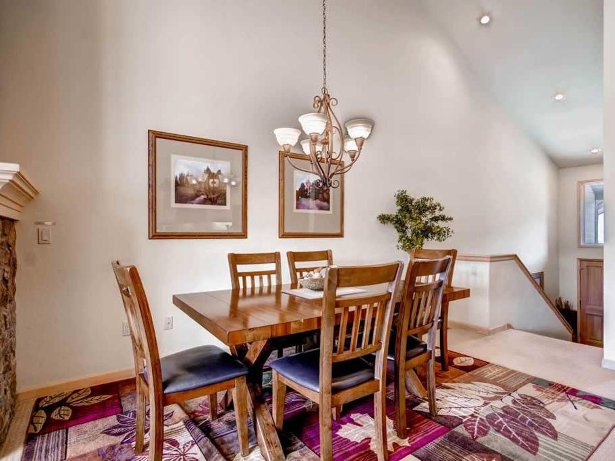 One Breckenridge Place Townhomes מראה חיצוני תמונה
